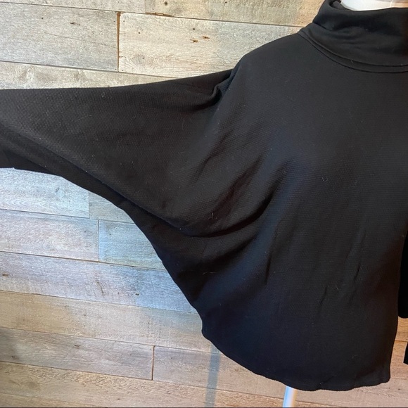 Stateside women’s black turtleneck sweater in size x-small - Picture 5 of 7